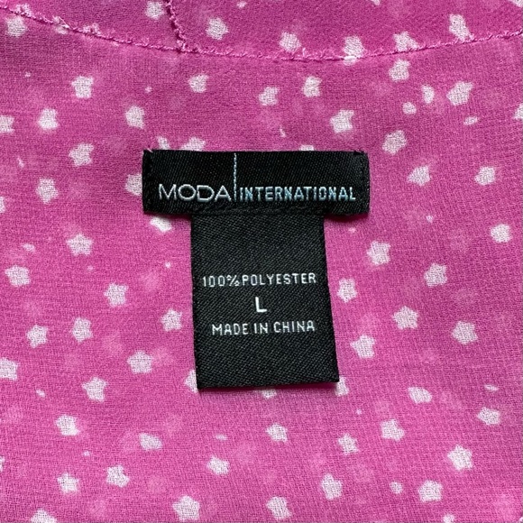 Moda International Tiered Ruffle Sleeveless Blouse - Picture 4 of 5